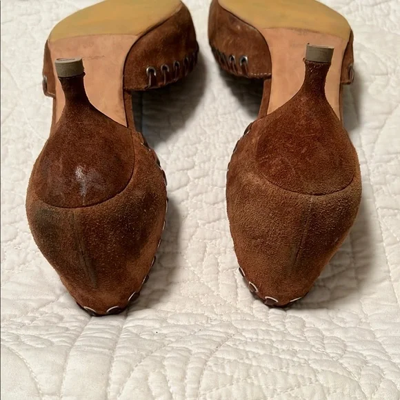 Brown Suede Women's Shoes - Picture 3 of 7